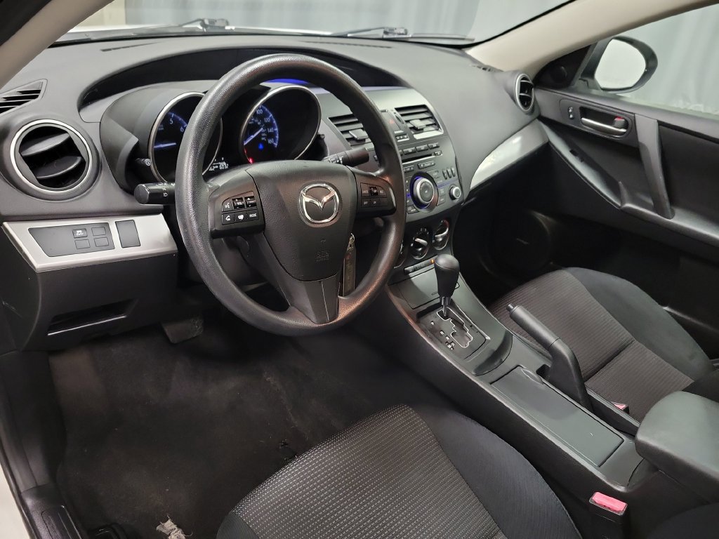 Used 2012 MAZDA MAZDA3 i Touring FWD image 18