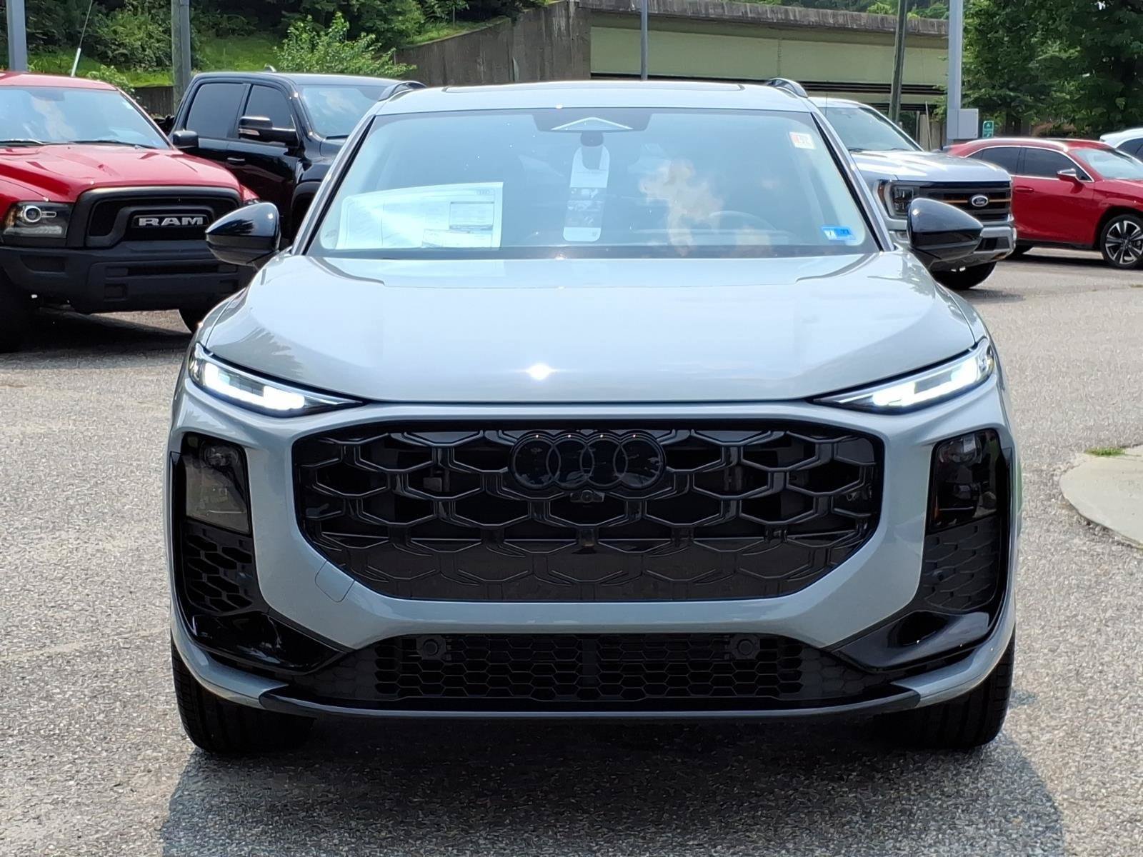 New 2026 Audi Q3 quattro 2.0T AWD/4WD image 2