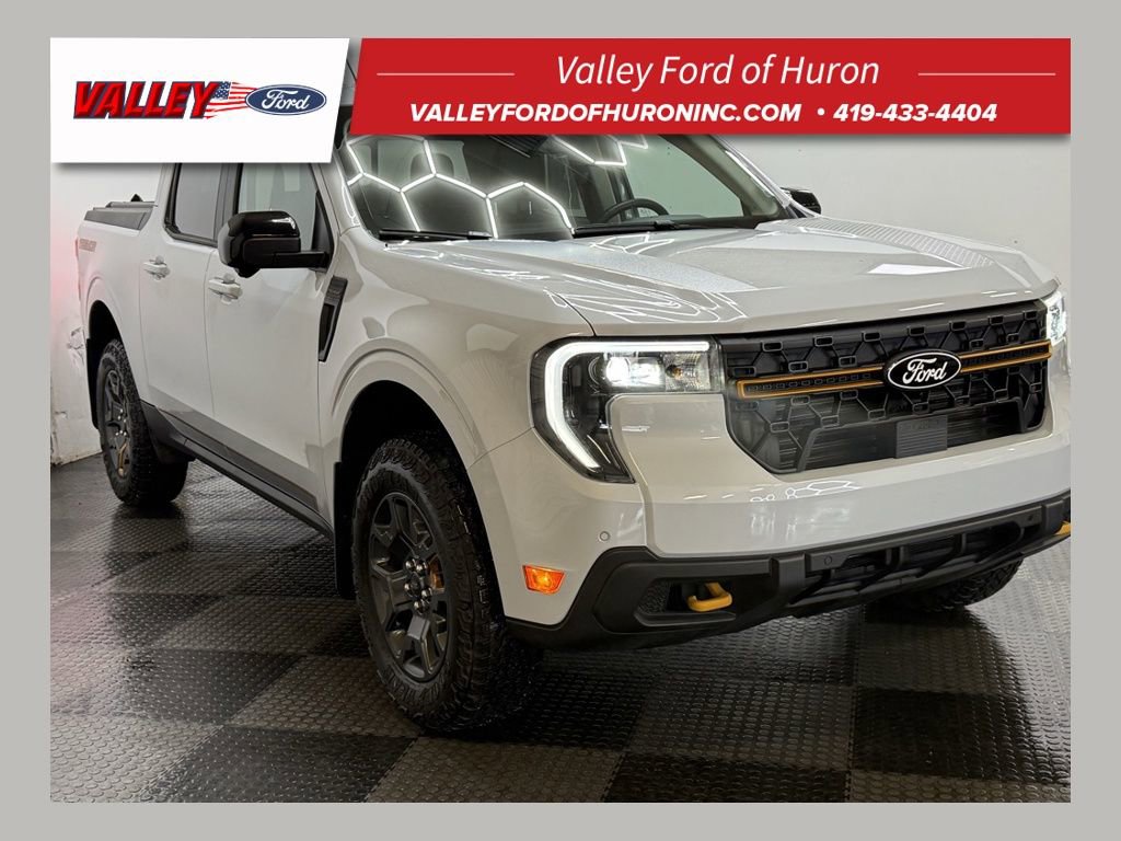 Certified 2025 Ford Maverick Tremor image 1