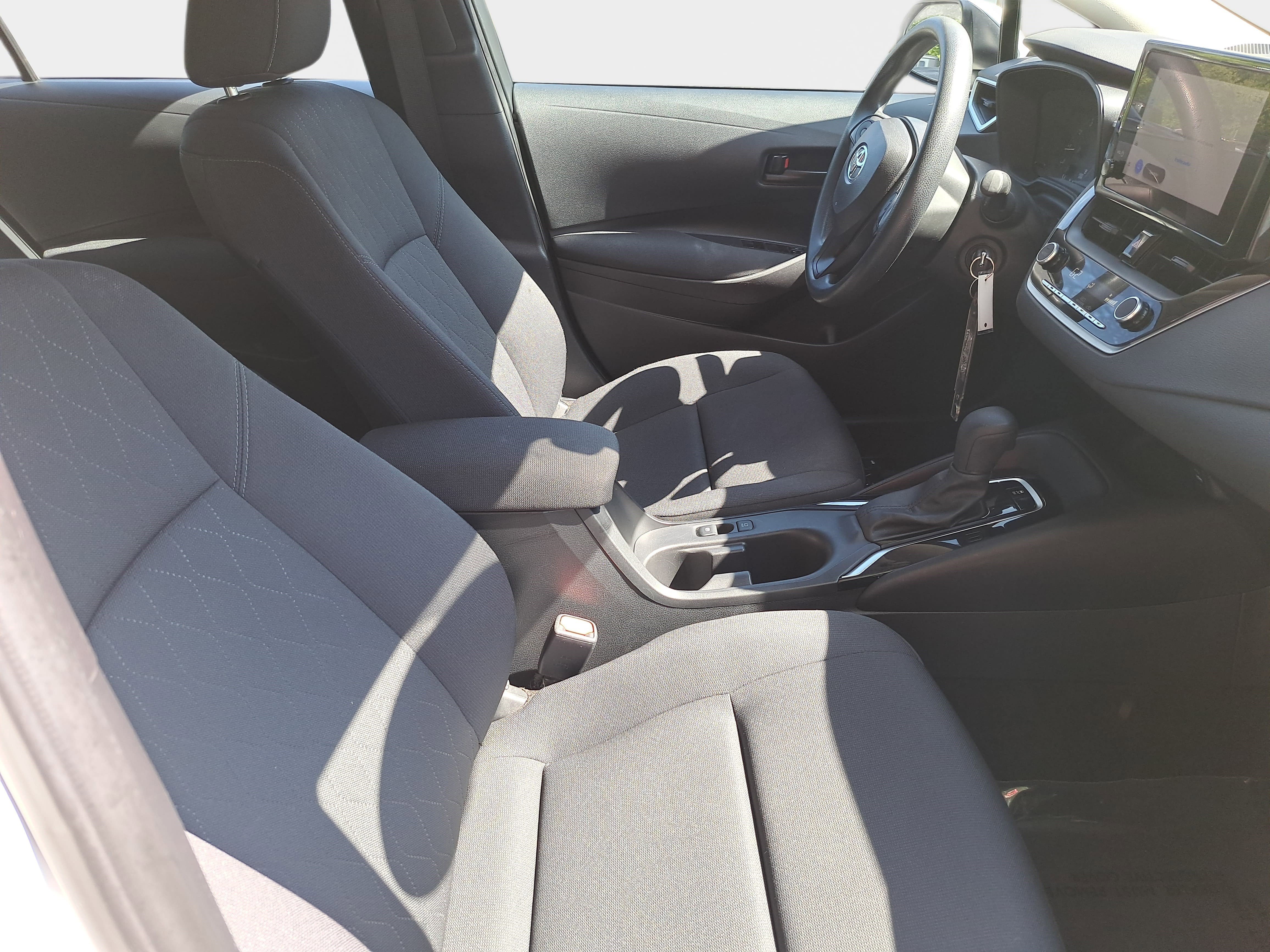 Used 2024 Toyota Corolla LE FWD image 10