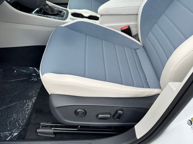 New 2026 Volkswagen Jetta SE FWD image 25