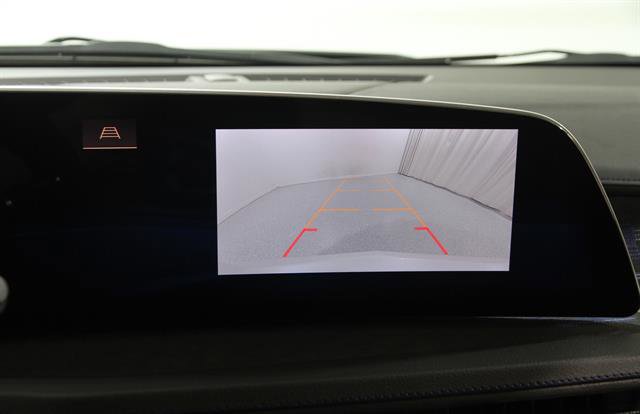 Used 2024 Cadillac XT4 Sport w/ Cold Weather Package image 13