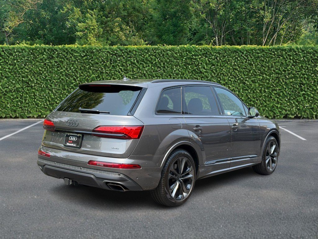 Used 2026 Audi Q7 3.0T Premium Plus AWD/4WD image 3