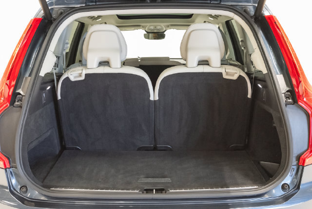 Used 2024 Volvo XC90 B5 Core AWD/4WD image 31
