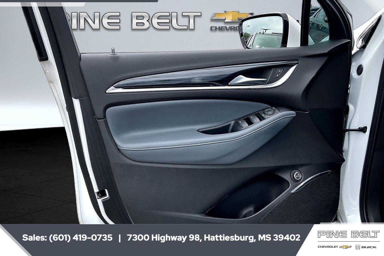 Used 2023 Buick Enclave Essence FWD image 17
