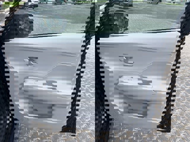 New 2026 Hyundai Kona SE image 22