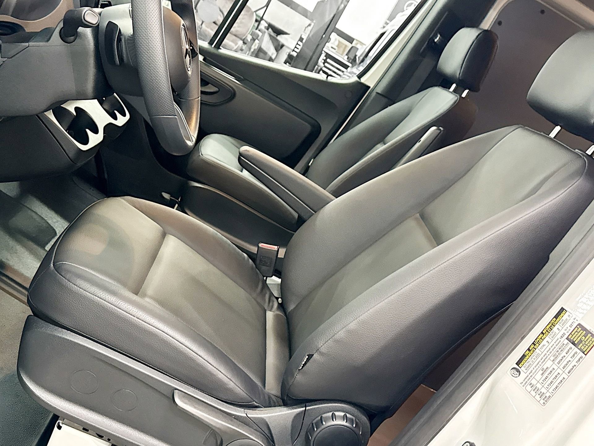 Used 2026 Mercedes-Benz Sprinter 2500 image 19