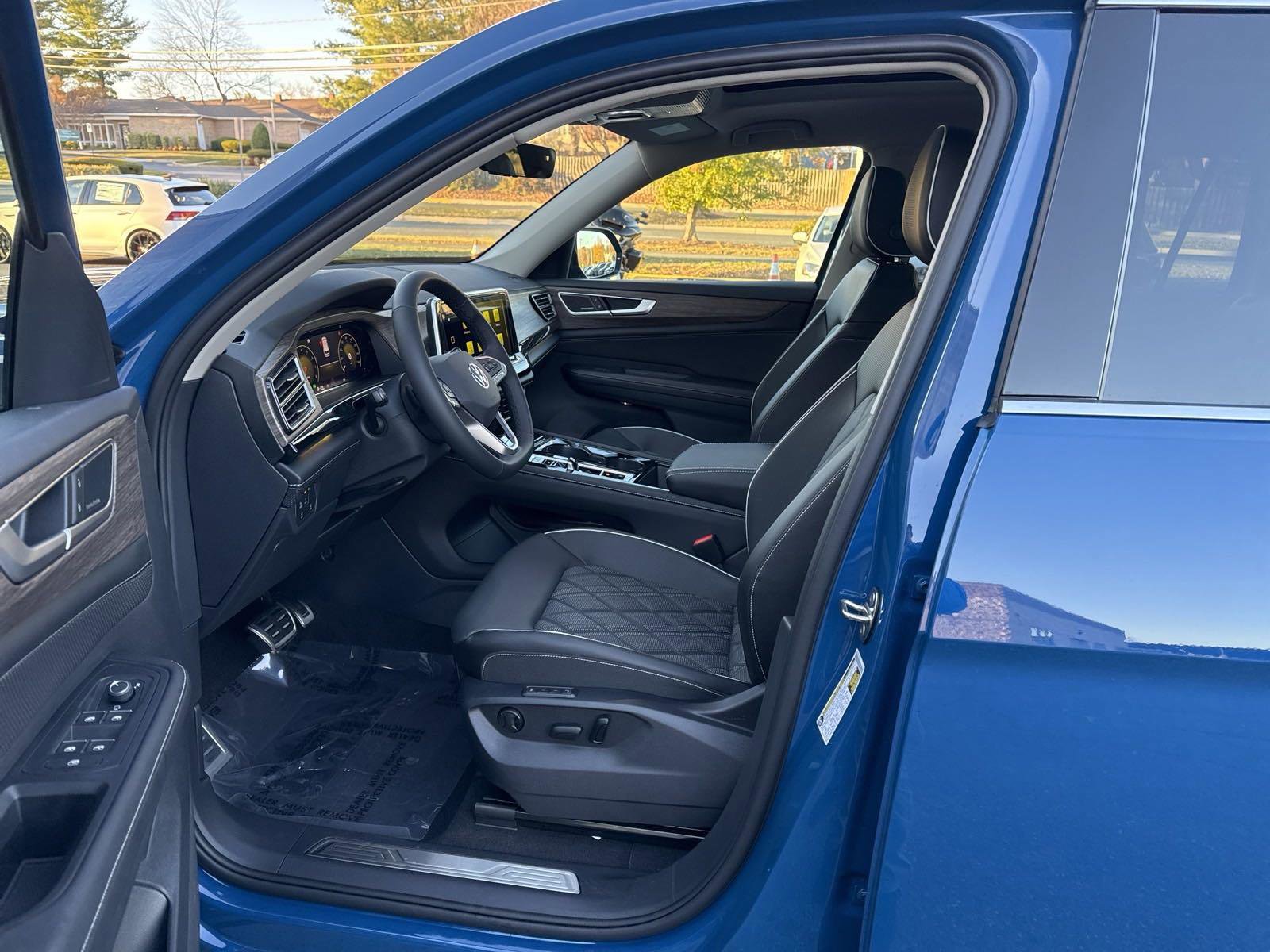 New 2025 Volkswagen Atlas SEL Premium R-Line image 14