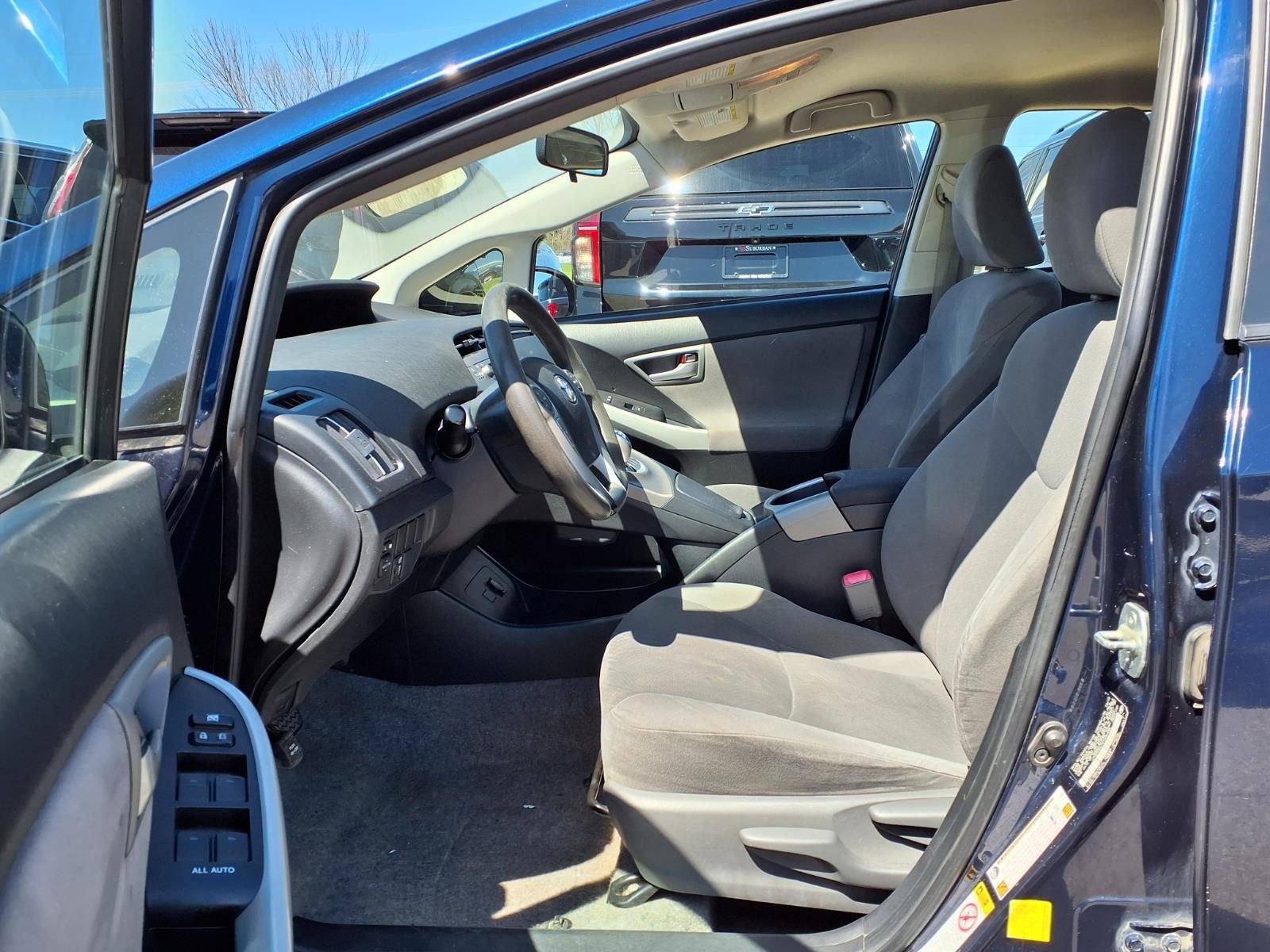 Used 2013 Toyota Prius Two FWD image 17