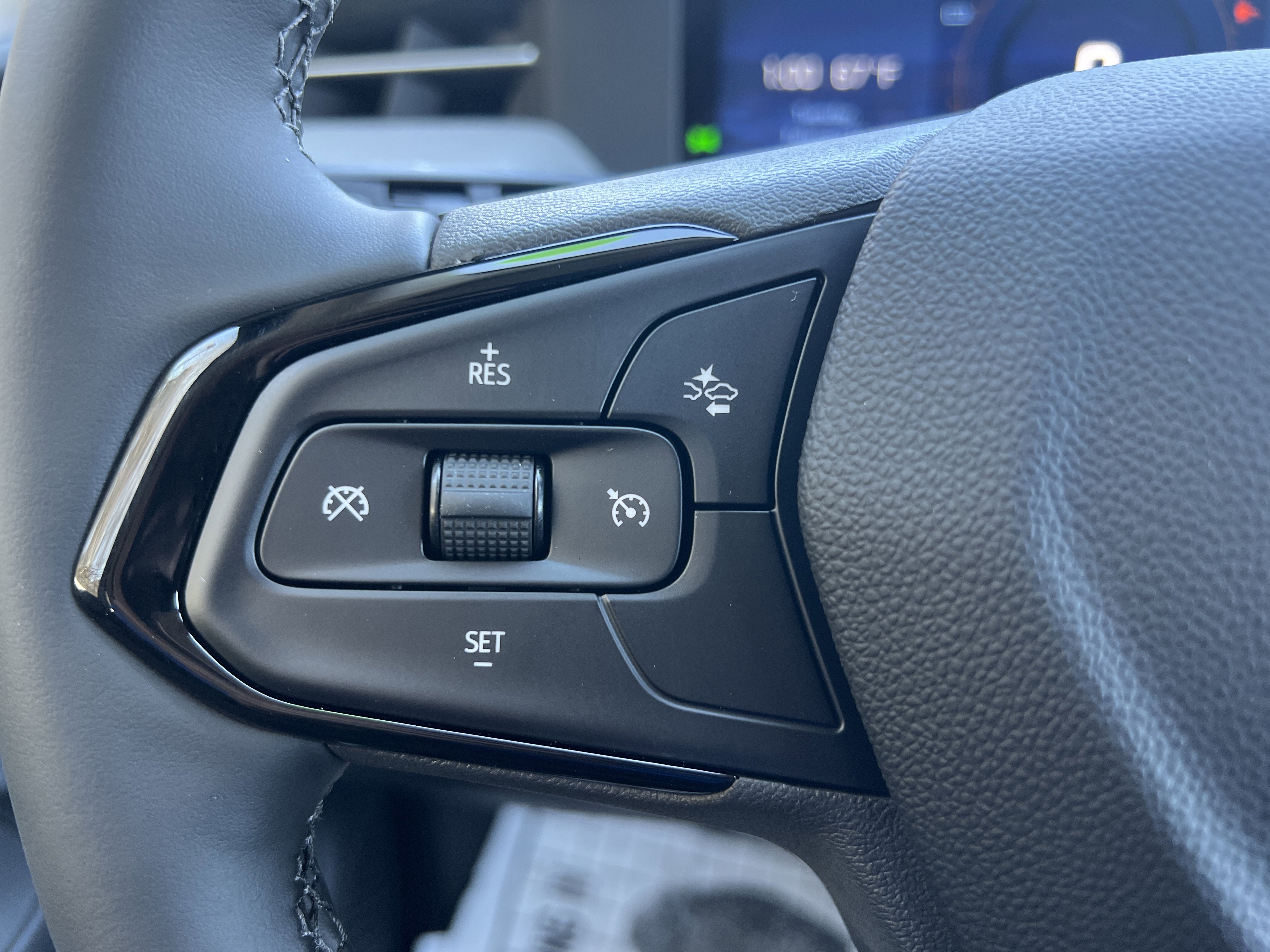 New 2027 Chevrolet Bolt RS w/ Technology Package image 19