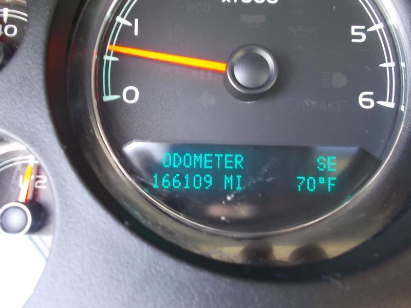 Used 2010 GMC Yukon Denali image 37