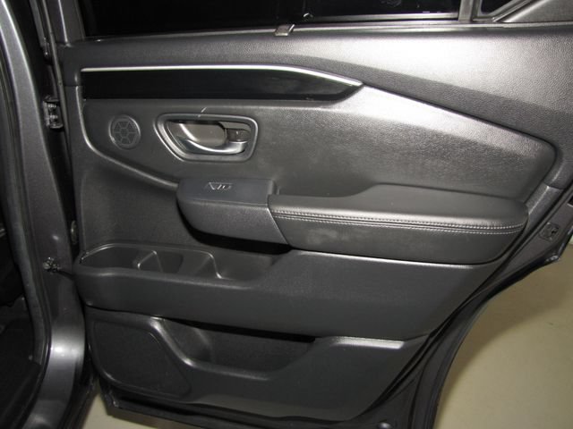 Certified 2025 Honda Pilot Touring image 19