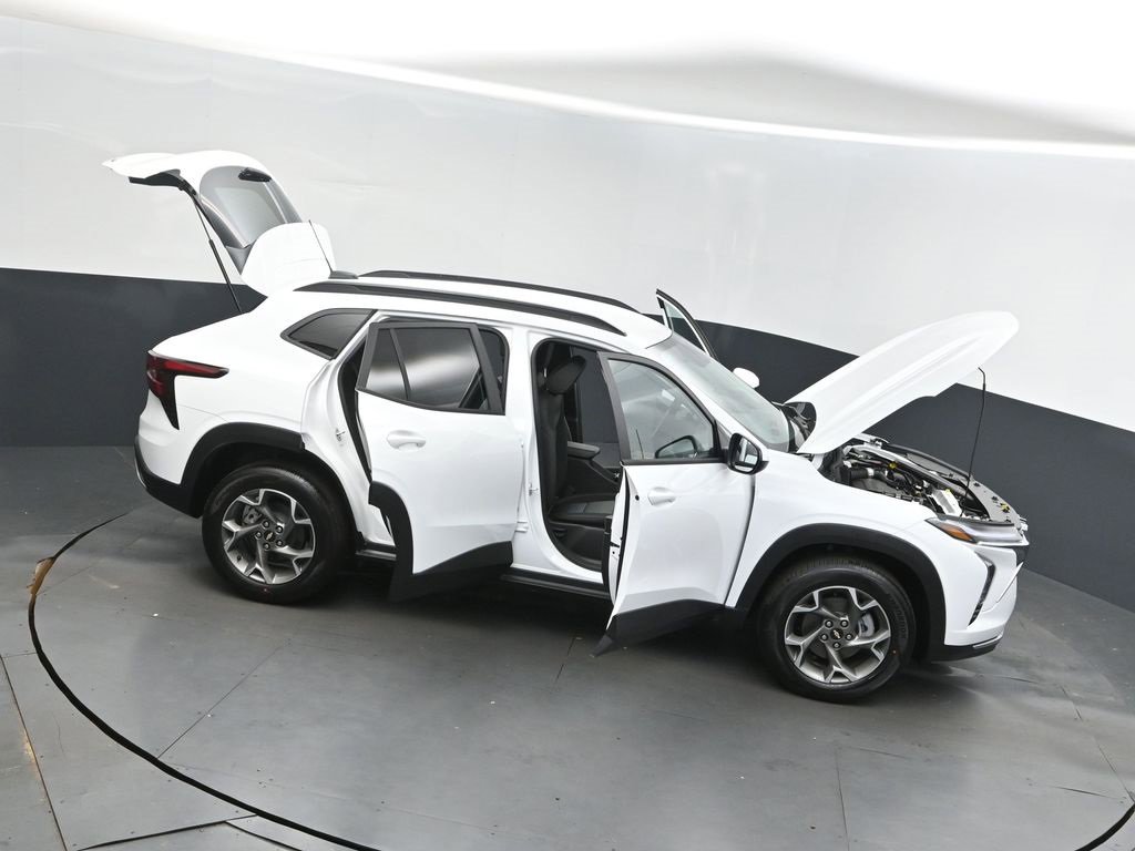 New 2026 Chevrolet Trax LT image 50