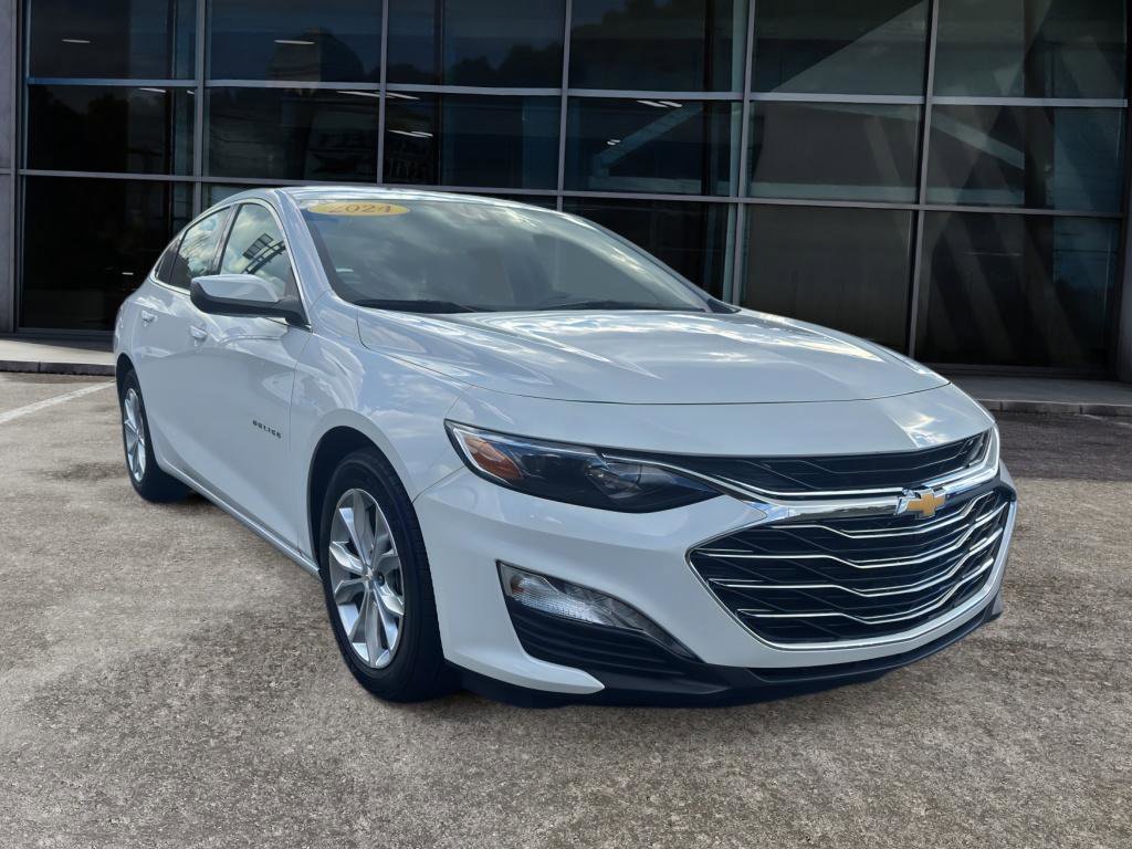 Used 2024 Chevrolet Malibu LT image 3