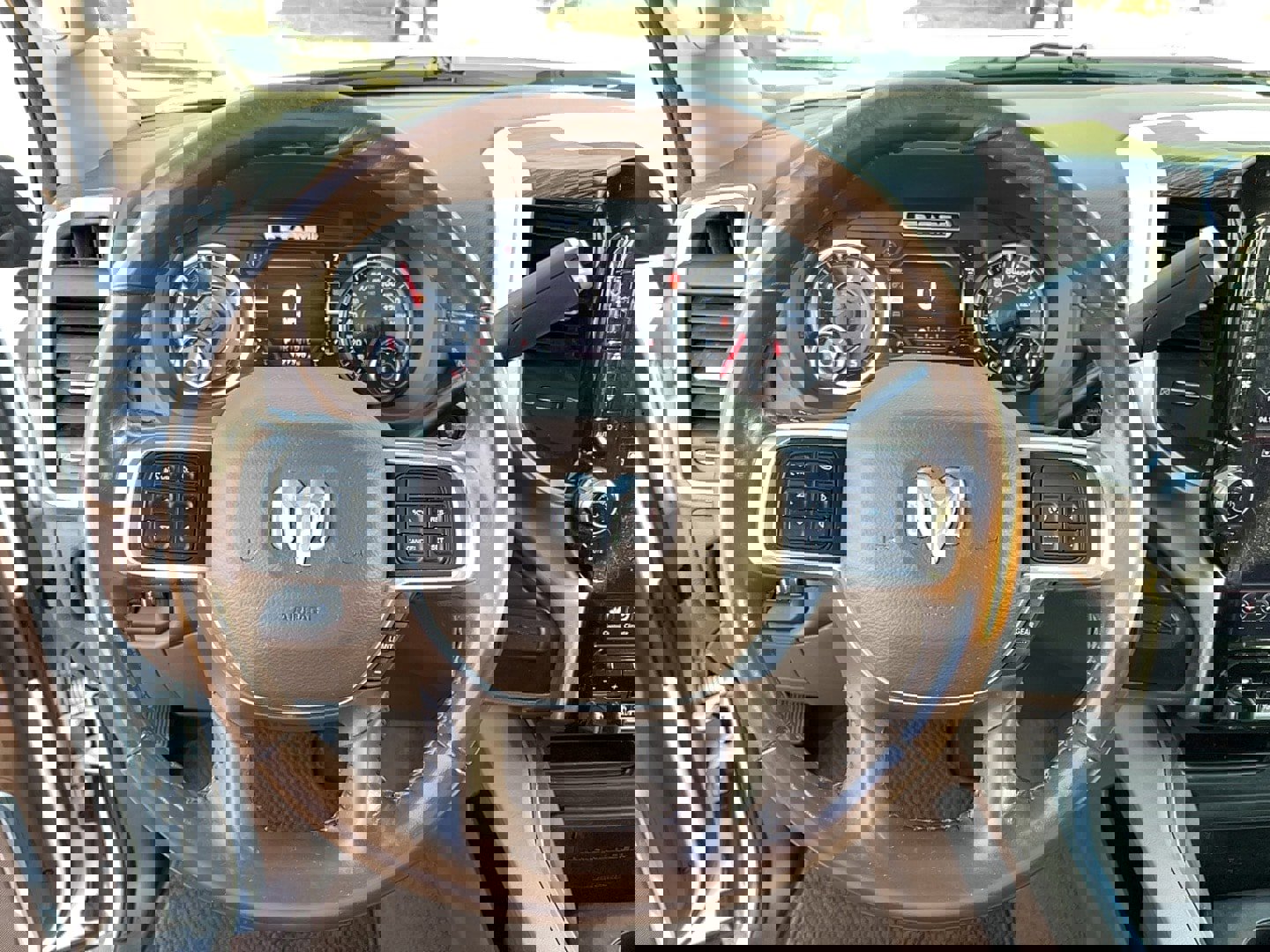 Used 2020 RAM 2500 Laramie image 20