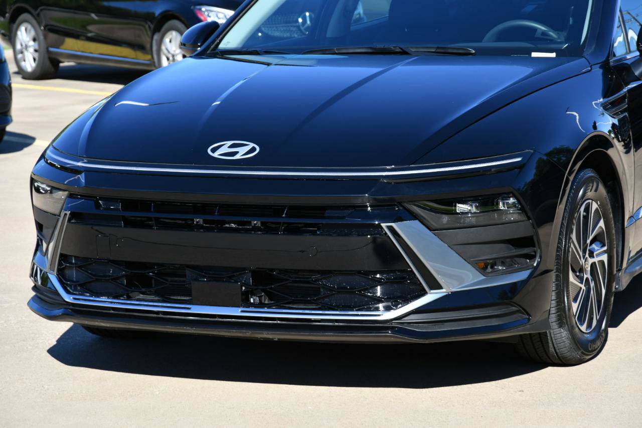 Used 2026 Hyundai Sonata Blue image 3