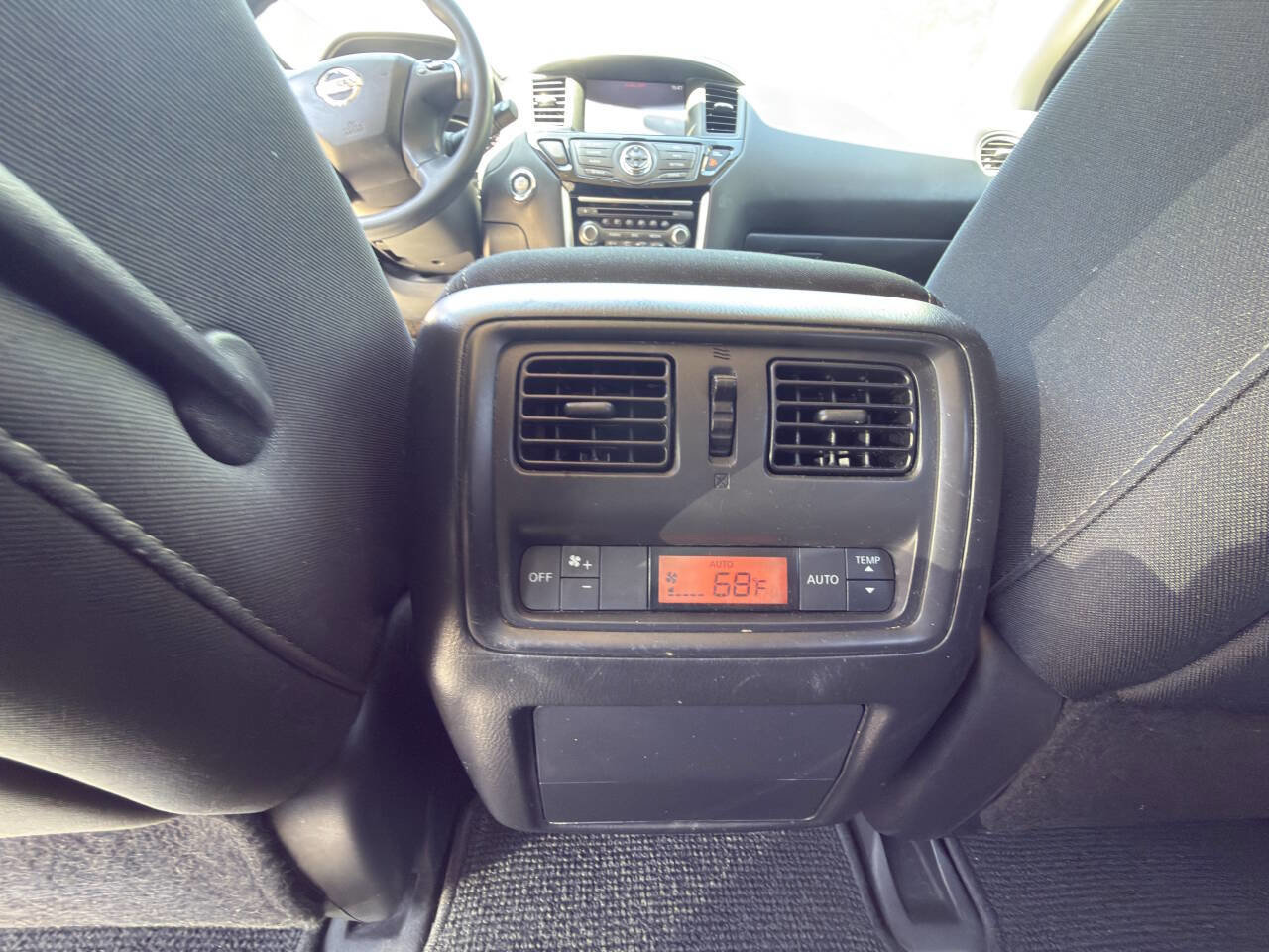 Used 2017 Nissan Pathfinder S AWD/4WD image 31