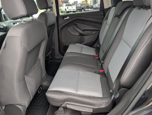 Used 2017 Ford Escape SE FWD image 14