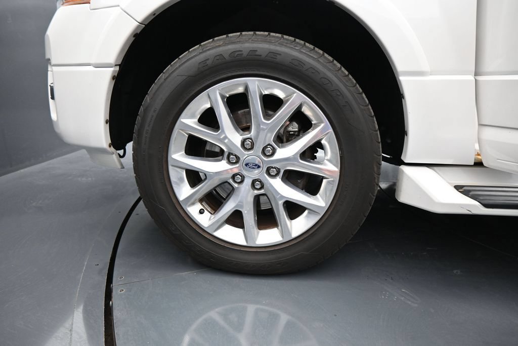 Used 2016 Ford Expedition EL Limited AWD/4WD image 38
