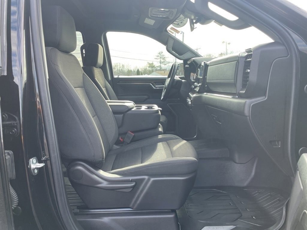 Used 2024 GMC Sierra 1500 Elevation w/ LPO, GMC Protection Package image 30