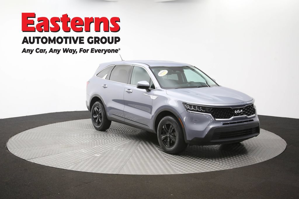 Used 2023 Kia Sorento LX AWD/4WD image 48