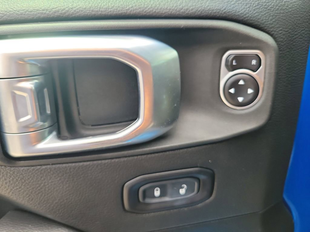 Used 2021 Jeep Gladiator Mojave AWD/4WD image 15