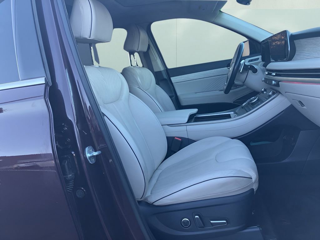 Used 2023 Hyundai Palisade Calligraphy image 25