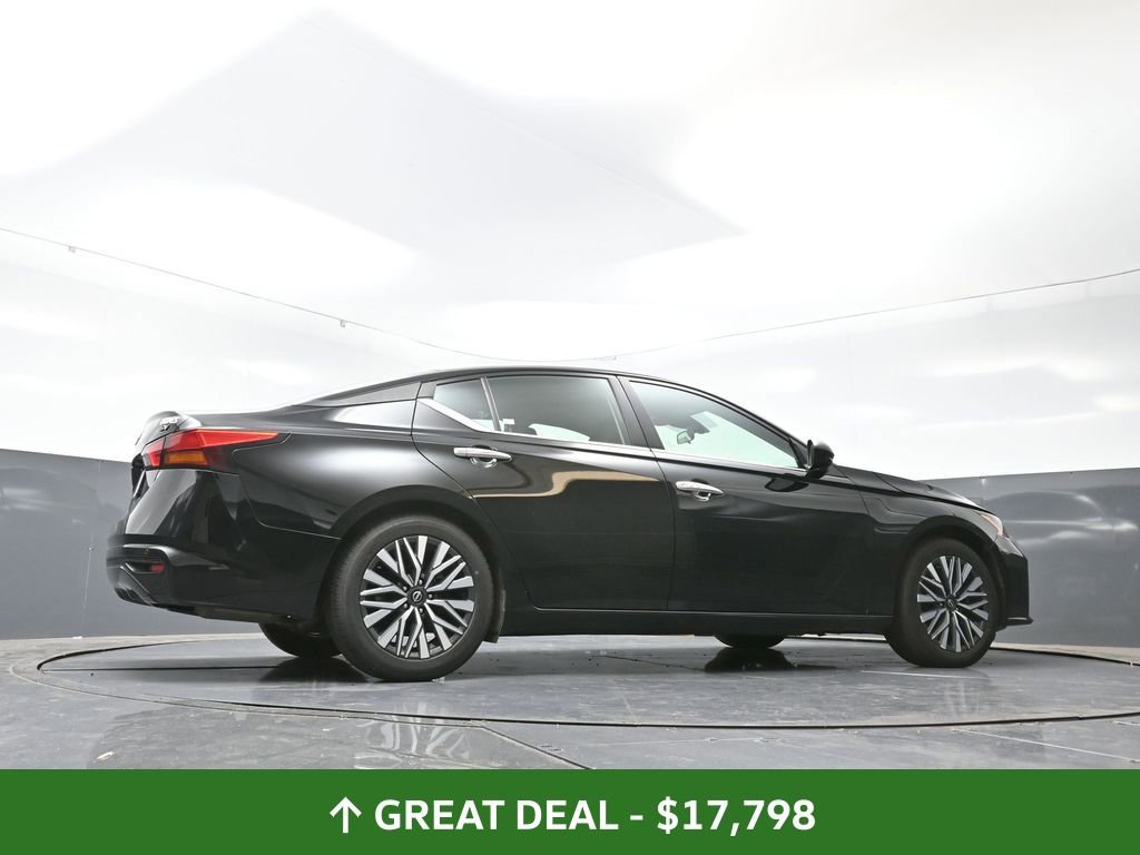 Used 2024 Nissan Altima 2.5 SV image 48