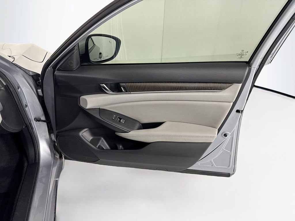 Certified 2020 Honda Accord EX image 25