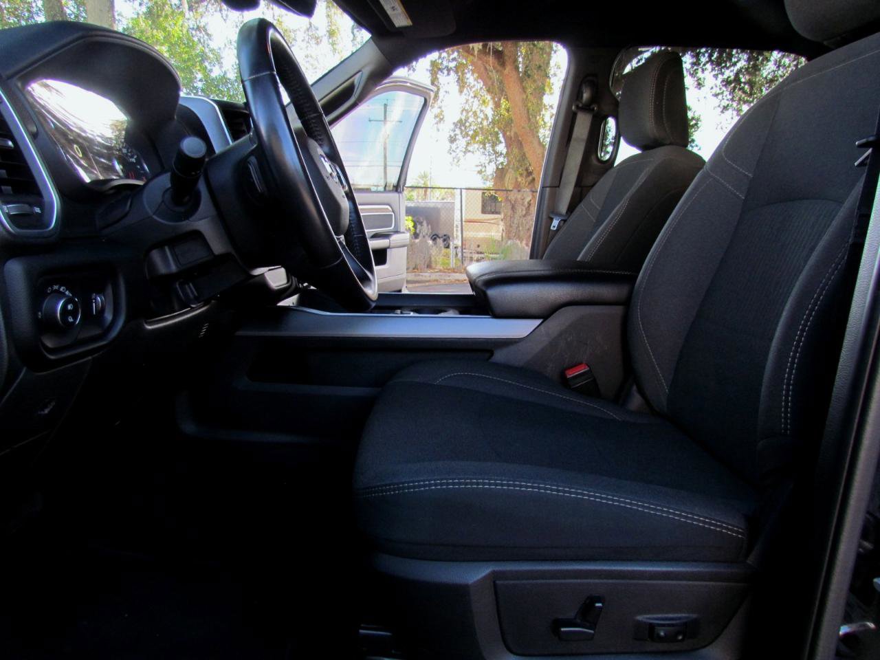 Used 2024 RAM 3500 Big Horn w/ Night Edition image 21