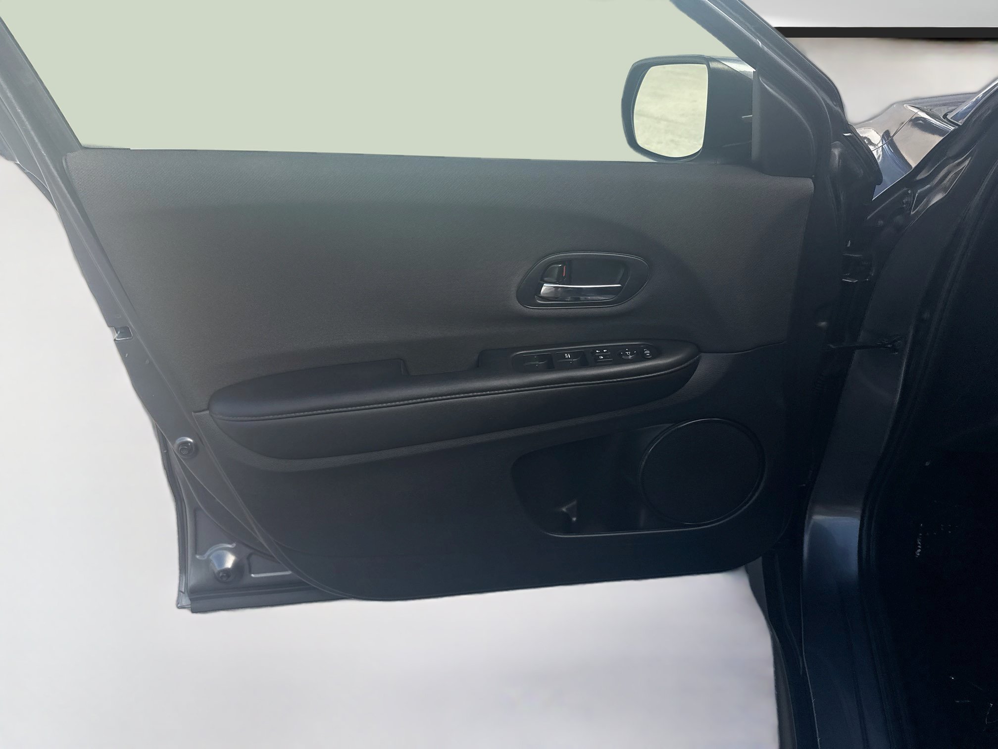 Used 2022 Honda HR-V LX image 19