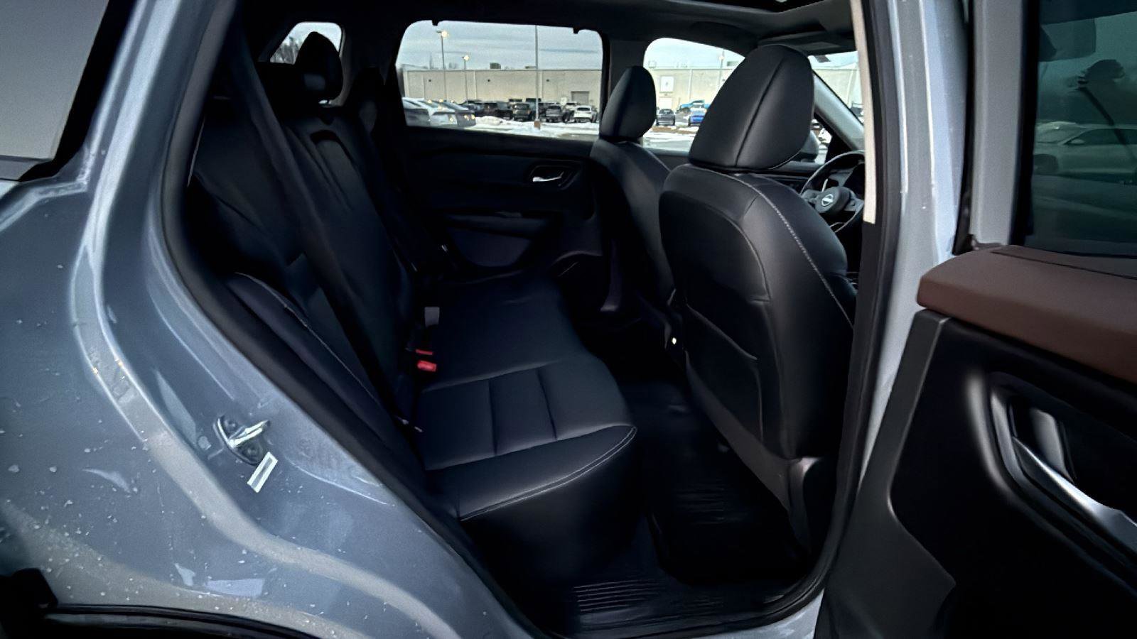 Used 2022 Nissan Rogue SL w/ SL Premium Package image 20