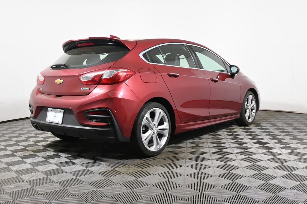 Used 2017 Chevrolet Cruze Premier FWD image 7