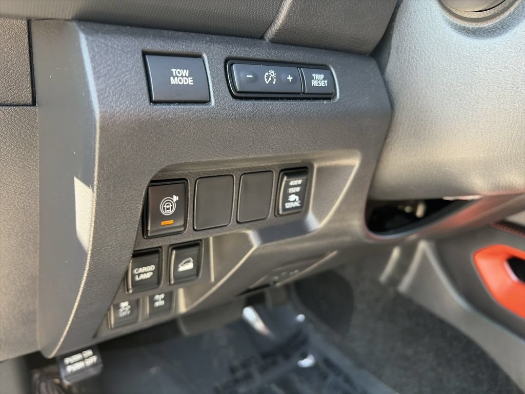 Used 2023 Nissan Frontier PRO-4X w/ Pro-4X Premium Package AWD/4WD image 20