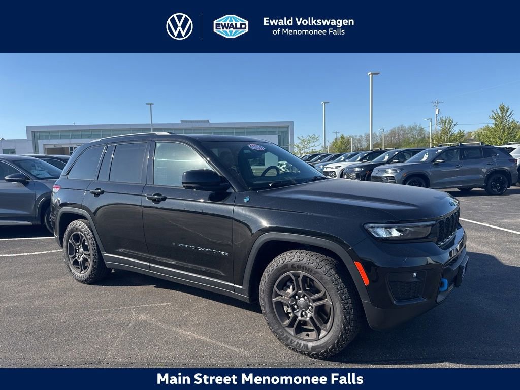 Used 2024 Jeep Grand Cherokee Trailhawk w/ Luxury Tech Group III