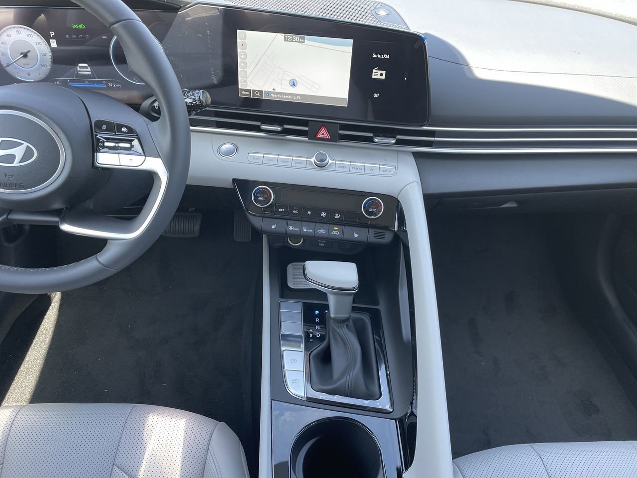 New 2026 Hyundai Elantra Limited FWD image 22