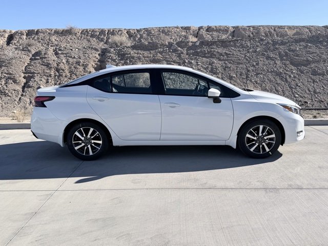 New 2025 Nissan Versa SV image 5