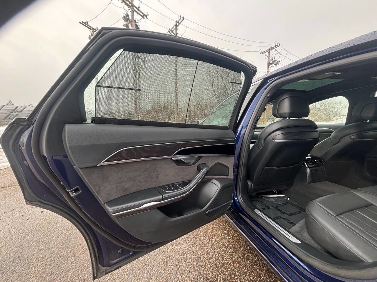 Used 2020 Audi A8 L 4.0T w/ Executive Package image 12