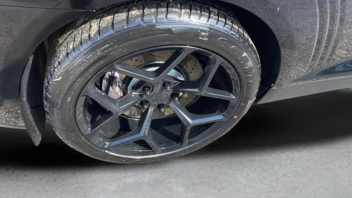 Used 2015 Chevrolet Camaro SS w/ RS Package RWD image 17