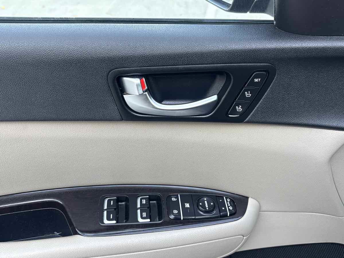 Used 2016 Kia Optima EX image 22