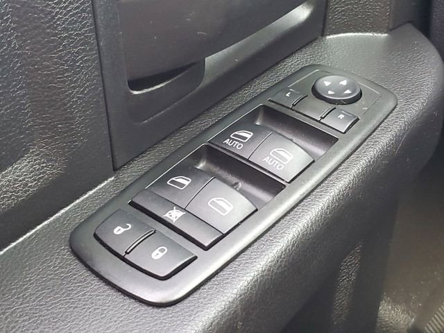 Used 2015 RAM 1500 Express image 20