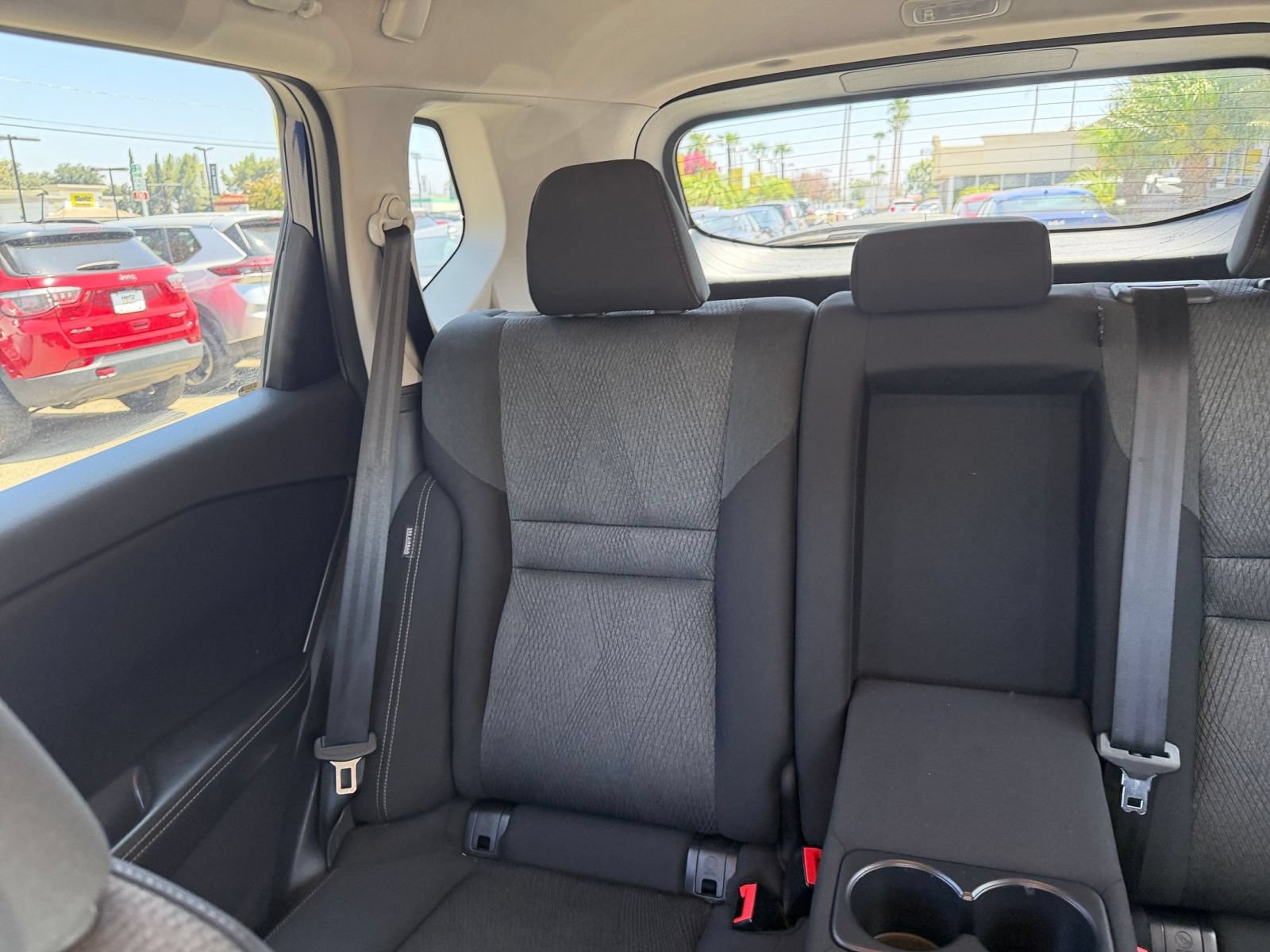 Used 2025 Nissan Rogue SV FWD image 41