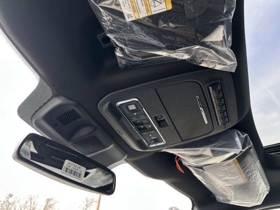 New 2025 Ford F250 Platinum image 38