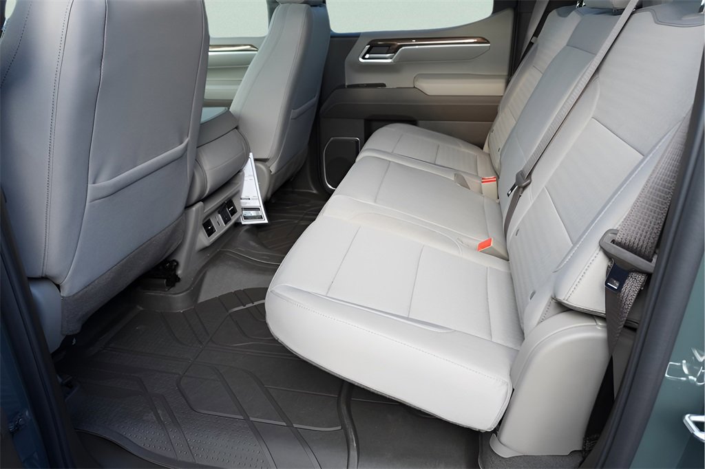 New 2026 Chevrolet Silverado 1500 LT w/ Safety Package image 31