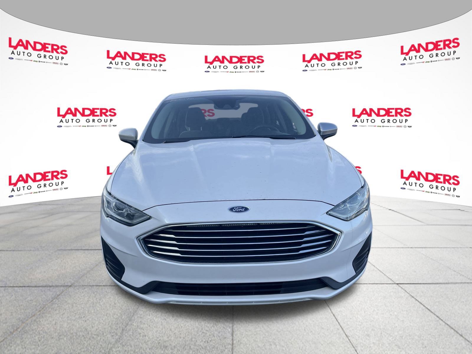 Used 2019 Ford Fusion SE image 8