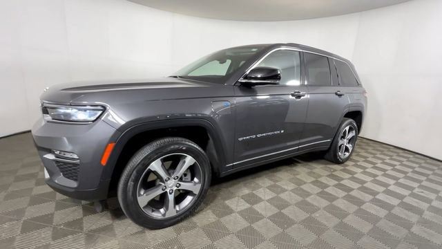 Used 2023 Jeep Grand Cherokee 4WD 4xe image 9