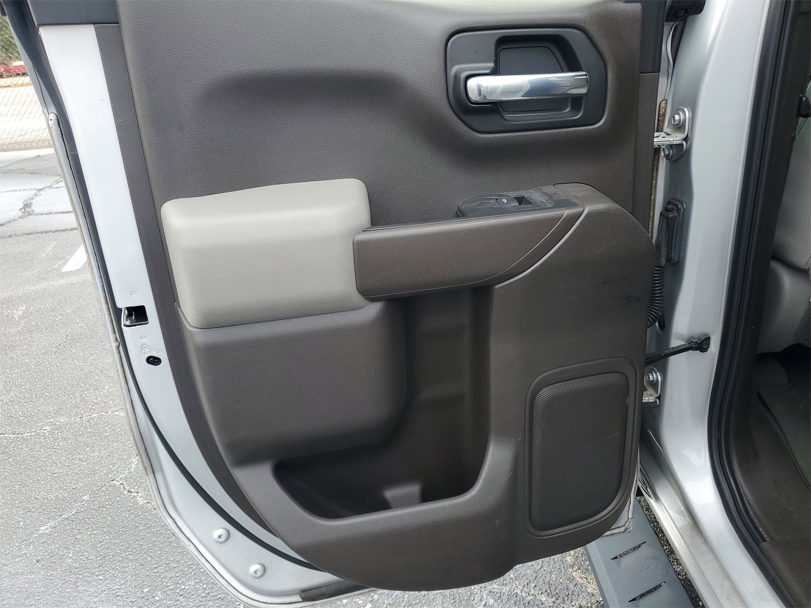 Used 2020 Chevrolet Silverado 1500 LT w/ All-Star Edition image 26