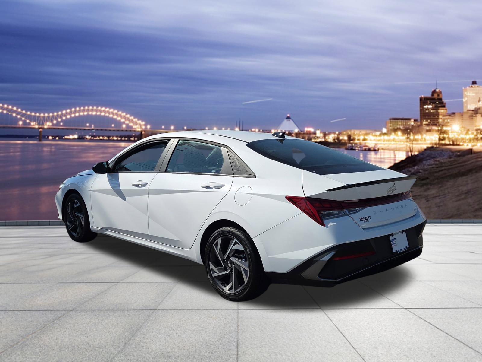 Used 2025 Hyundai Elantra SEL w/ Cargo Package image 3