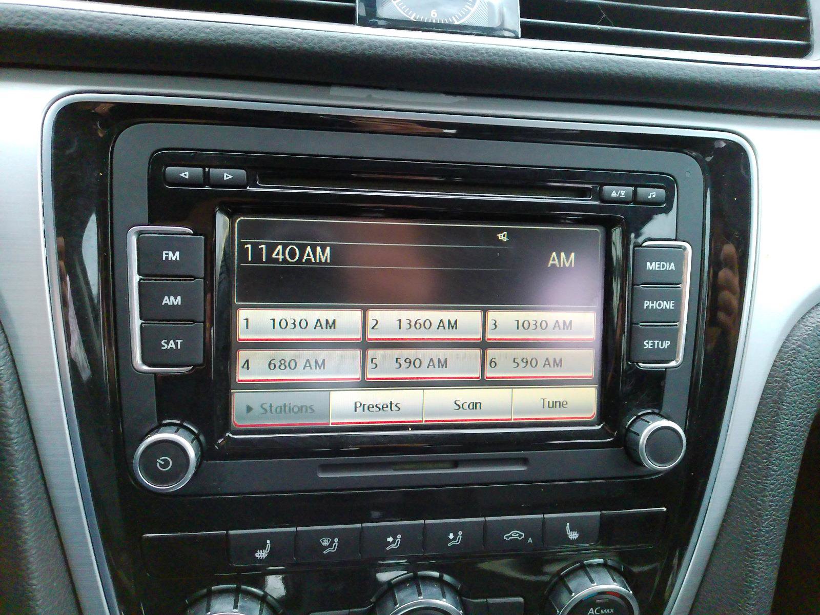 Used 2012 Volkswagen Passat 2.5 SE image 15