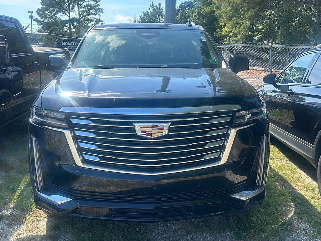 Certified 2023 Cadillac Escalade Premium Luxury Platinum AWD/4WD image 2